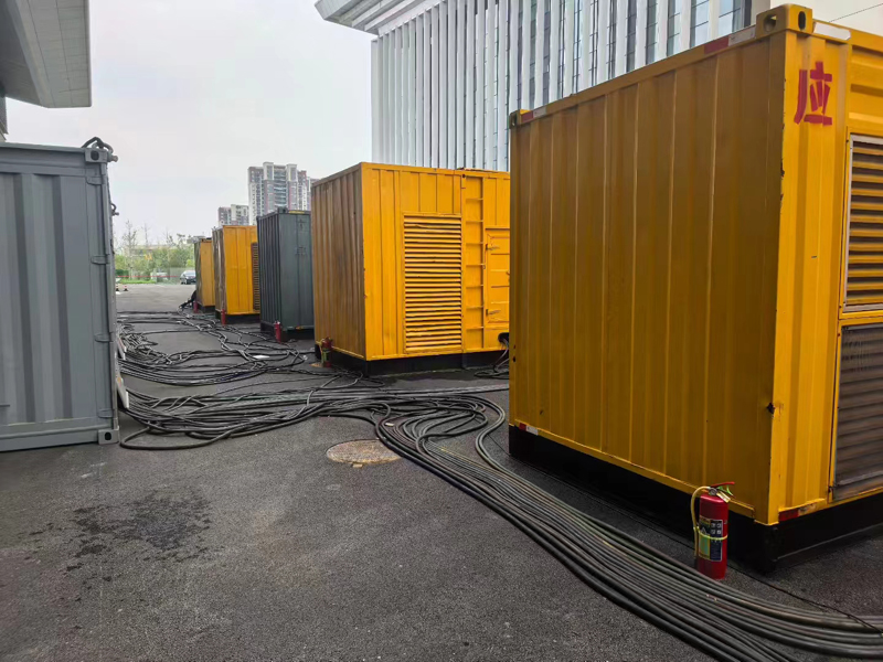 芙蓉不同季节柴油发电机组保养有哪些注意事项?