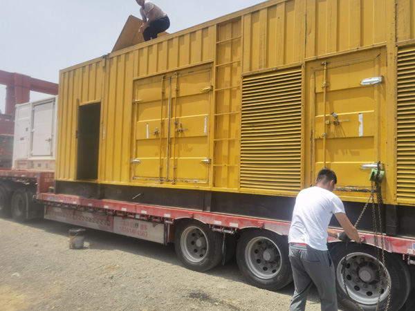 芙蓉发电机出租100KW发电机需要什么规格的电缆线？